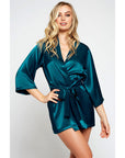 Lila Robe