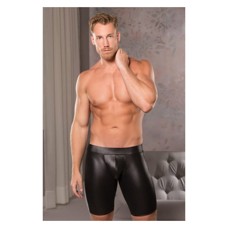 Allure Cutaway Back Short