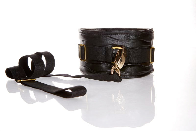 Adore Soft Rouched Faux Leather Collar With Leash