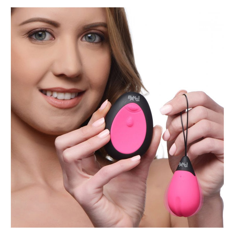 Bang 10X Vibrating Silicone Egg with Remote Control